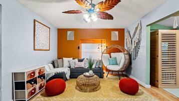 TV connectée, cheminée, jeux vidéo, Netflix