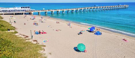 Beach nearby, beach towels