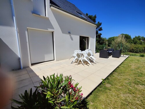 Maison récente 4 chambres 500 m plage atlantique , golfe Morbihan, pêche à pied