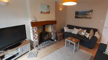 Comfort House, Private Bathroom | Lounge