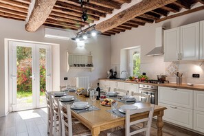 Fridge, microwave, oven, stovetop - PRIVATE POOL - AGRITURISMO FATTORIA LA PIEVE - VILLA NERINO 8 km from Pisa (Calci)