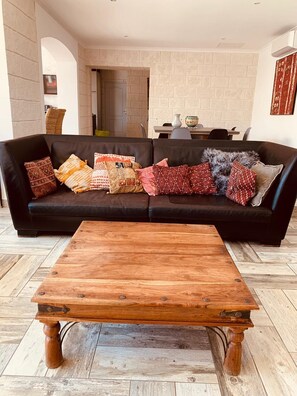 تلفزيون ذكي