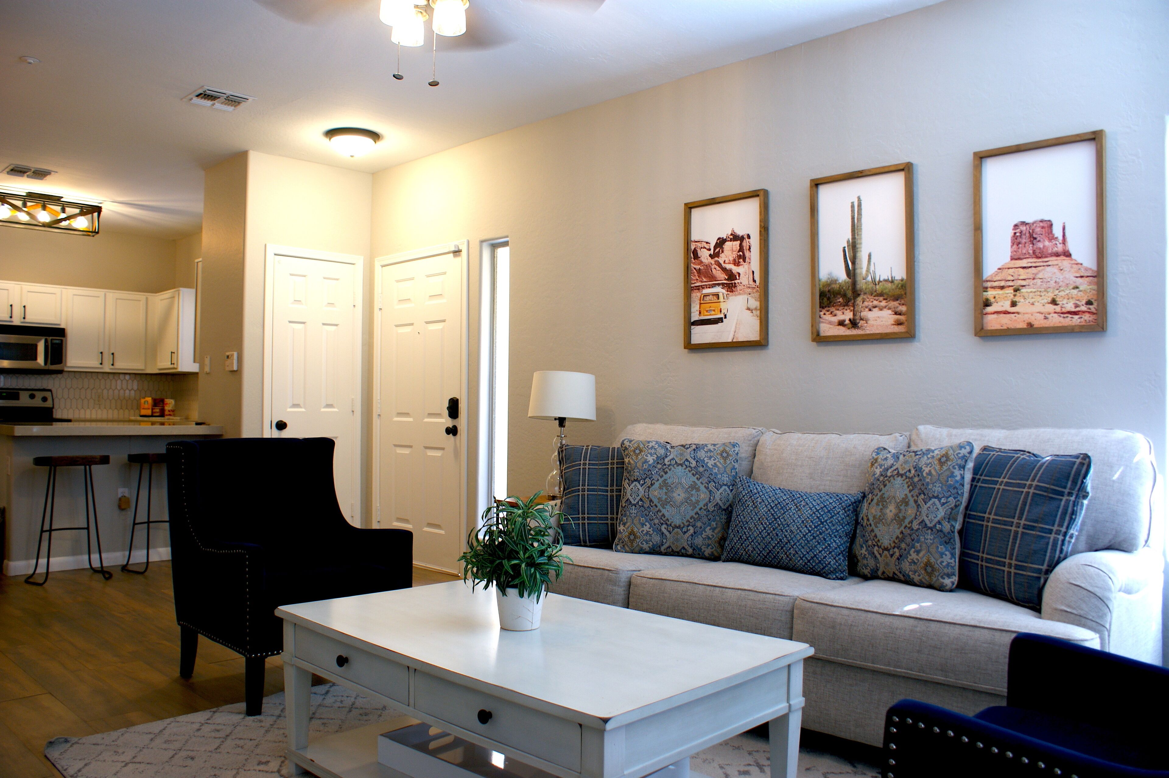 **South Scottsdale GEM - gated, garage, greenbelt**