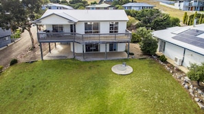 Exterior - Carrie'd Away - 9 Dorset Court (Carrickalinga)