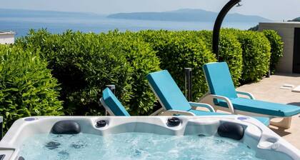 Villa moderne de 5 chambres pour 10 personnes avec piscine chauffée et jacuzzi