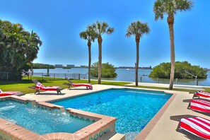 Outdoor pool, a heated pool - Oceanfront home (Sarasota)