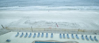 Edgewater West by ALBVR