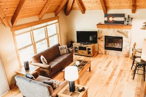 TV, fireplace, offices