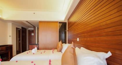 Zhujiang Crystal Hotel