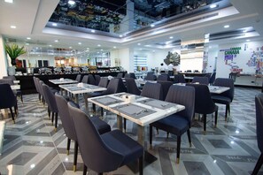 Dining - Surestay Hotel by Best Western Vientiane (Vientiane)