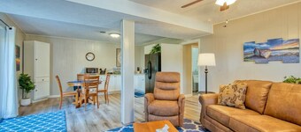 A comfortable home near the Motor Mile and Boone Lake, 5mins to I-26, Wing Deer Park, and the Mall.