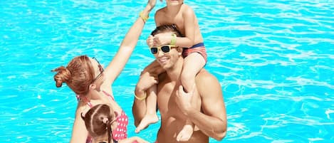 Piscine extérieure