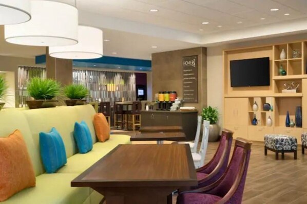 Dining - Home2 Suites by Hilton Marysville (Marysville)