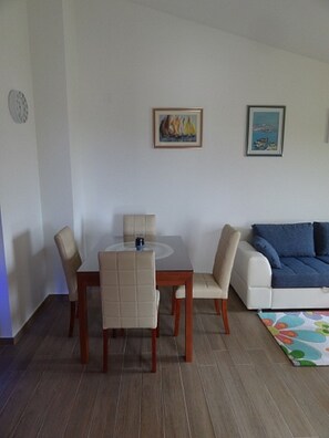 Dining - Apartment Ema, 4+1 (Sveti Juraj)