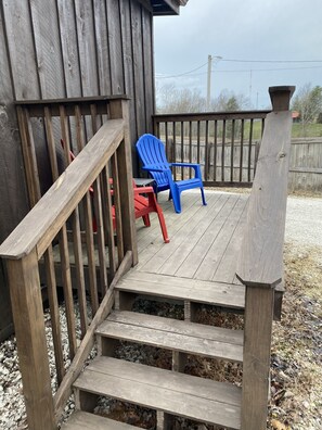 Terrace/patio - Turning Leaf Cabin 1 in the Red River Gorge• Pet Friendly• Hi Speed 🛜 (Pine Ridge)
