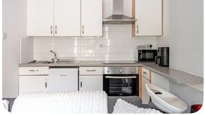 Coffee/tea maker, fridge, microwave, oven - Our Wee Getaway (Rothesay)