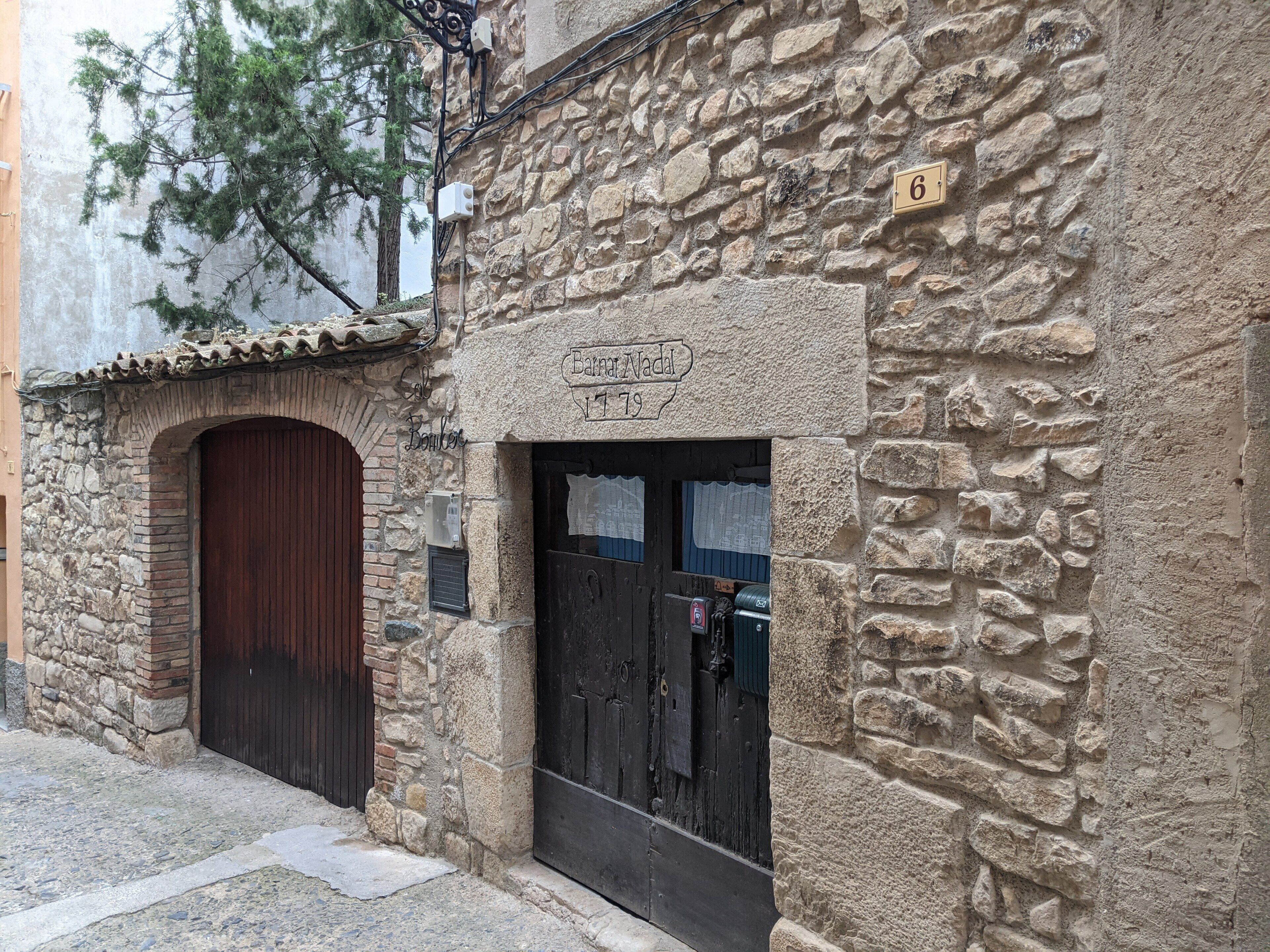 Rural Tourism Full House – Vimbodí i Poblet