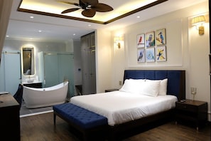 Luxury Villa | 6 bedrooms, in-room safe, iron/ironing board, free WiFi