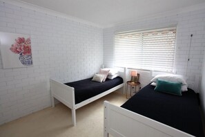 3 bedrooms, iron/ironing board, WiFi