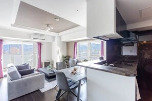 Apartamento, no fumadores | Zona de estar | Una televisión de pantalla plana