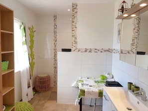 Køleskab, mikrobølgeovn, ovn, opvaskemaskine