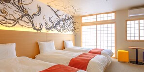 Tempur-Pedic beds, in-room safe, free WiFi, bed sheets - Hotel Tenpyo Naramachi (Nara)