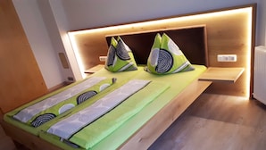 2 makuuhuonetta, Wi-Fi, vuodevaatteet, pääsy pyörätuolilla