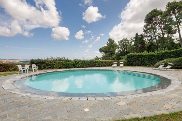 Holiday Home Swimming Pool