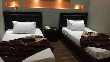 Double or Twin Room | In-room safe, laptop workspace, free WiFi, bed sheets