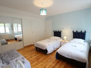 3 chambres, Wi-Fi gratuit, draps fournis