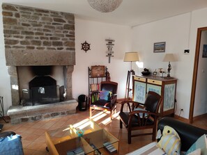 TV, fireplace, DVD player, table football