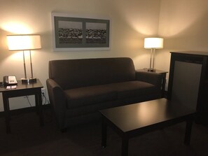 Living room - Baymont By Wyndham Bloomington Msp Airport (Richfield)