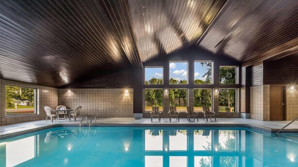 Pool - Baymont By Wyndham Bloomington Msp Airport (Richfield)