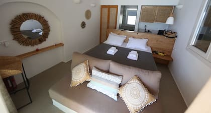 Vilos Suites At Firopotamos Beach