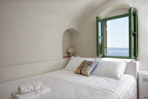 Luxury Villa | 4 bedrooms, Egyptian cotton sheets, premium bedding, memory foam beds