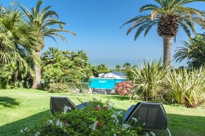 Piscina all'aperto