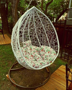 Garden - Hotel Gloria (Pristina)