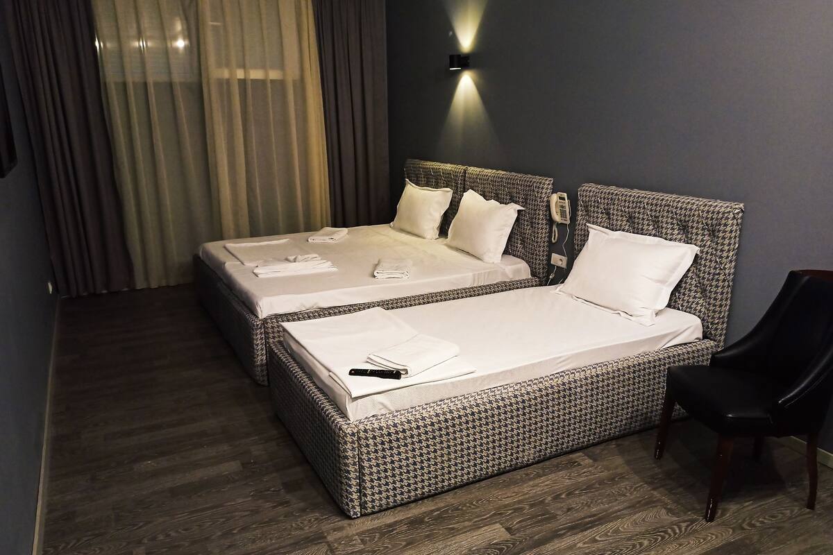 Habitación triple básica | Wifi gratis