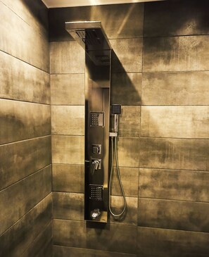 Comfort Double Room | Free WiFi - Hotel Gloria (Pristina)