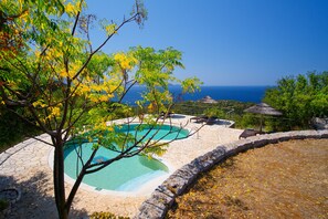 Pool - Stone Cottages, Rigani sea view-shared pool (Kefalonia)