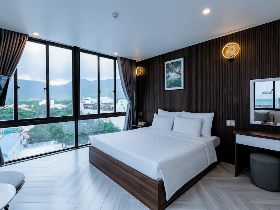 Superior Double Room | Minibar, desk, laptop workspace, blackout drapes