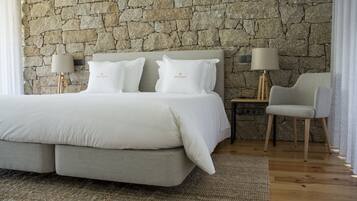 Habitación doble superior | 1 habitación, insonorización y tabla de planchar con plancha