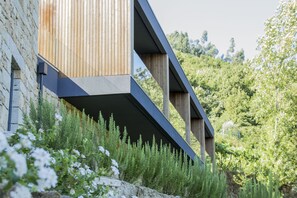 Front of property - Aldeia da Margarida (Cinfães)