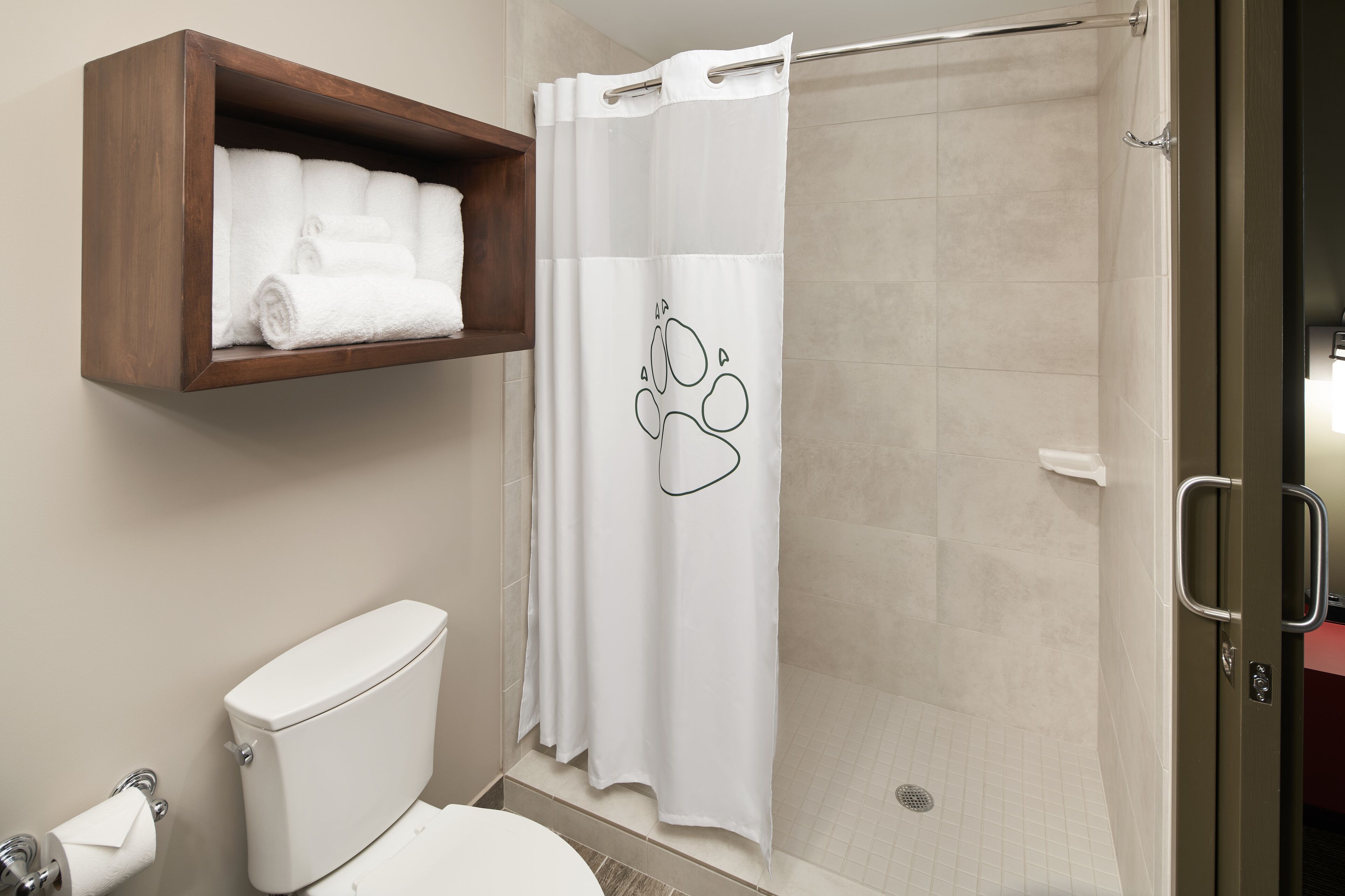 suite (grizzly bear) | bathroom | hair dryer, towels, soap, shampoo