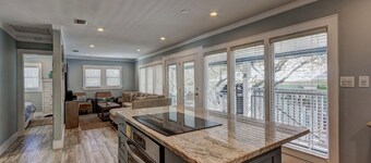 Sea Vous Play, 5br, Steps to the beach and Seaside, Private Pool, Pet Friendly,