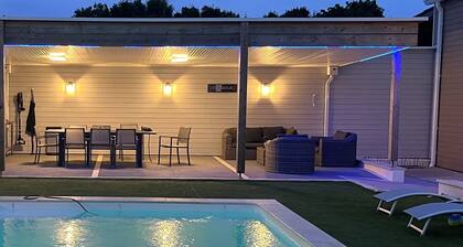 Location saisonniÚre avec Piscine Privée