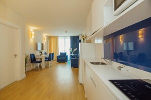 Suite Panoramique, non-fumeur, vue mer | Cuisine privée