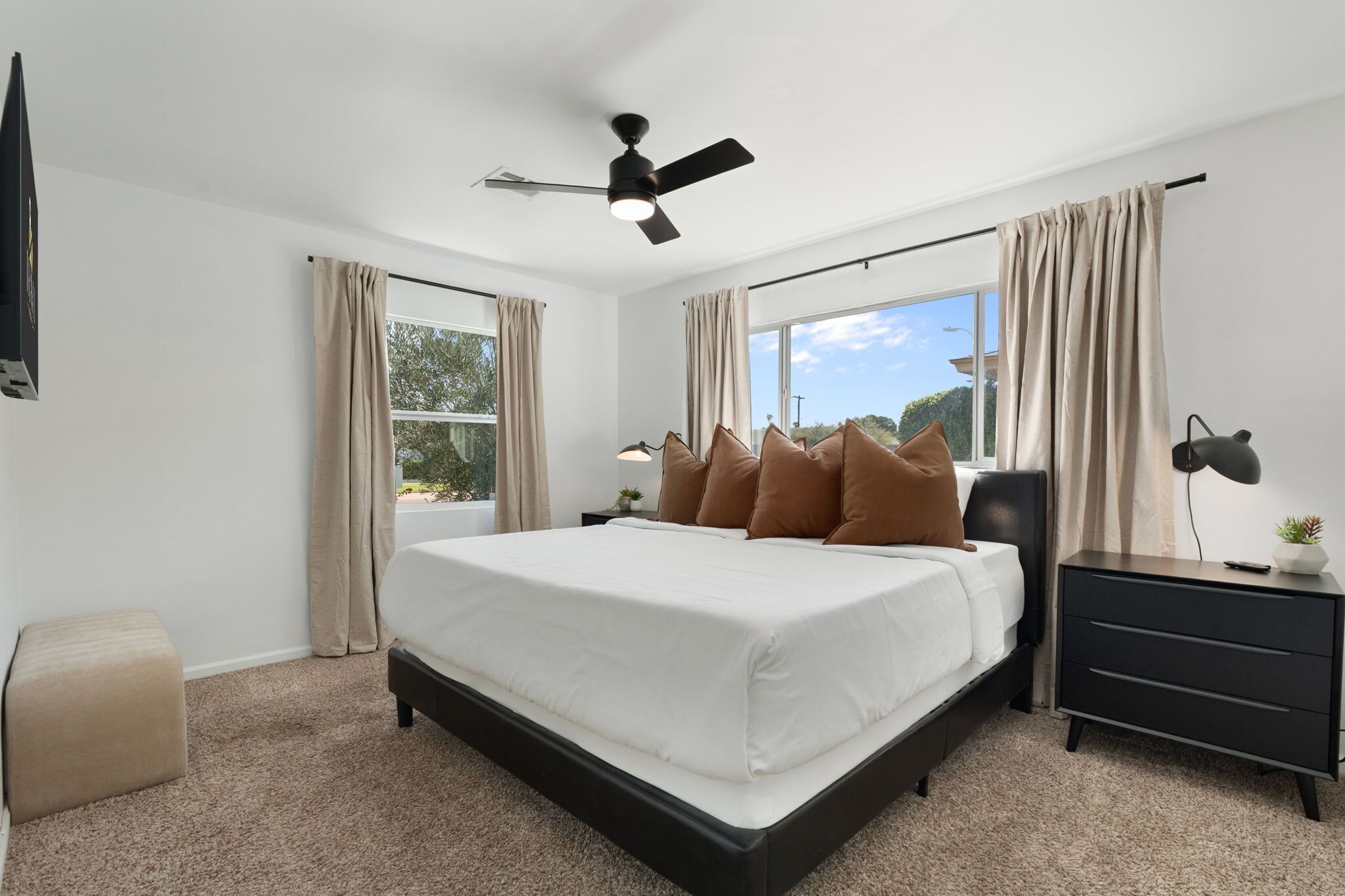 4 bedrooms, iron/ironing board, travel cot, WiFi