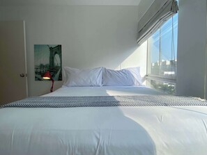 2 chambres, fer et planche à repasser, Wi-Fi, draps fournis
