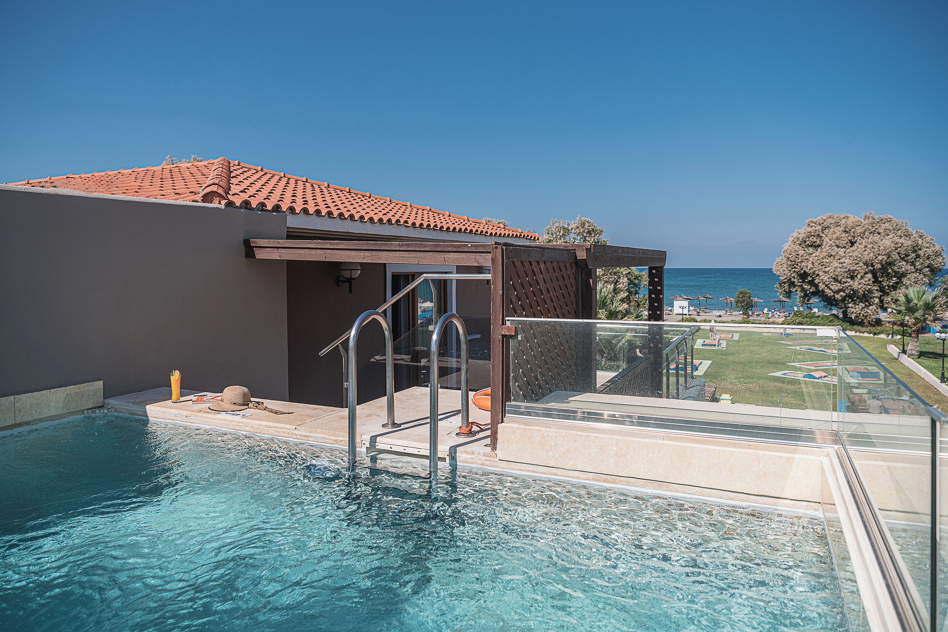 Executive-Suite, 1 Schlafzimmer, eigener Pool | Terrasse/Patio